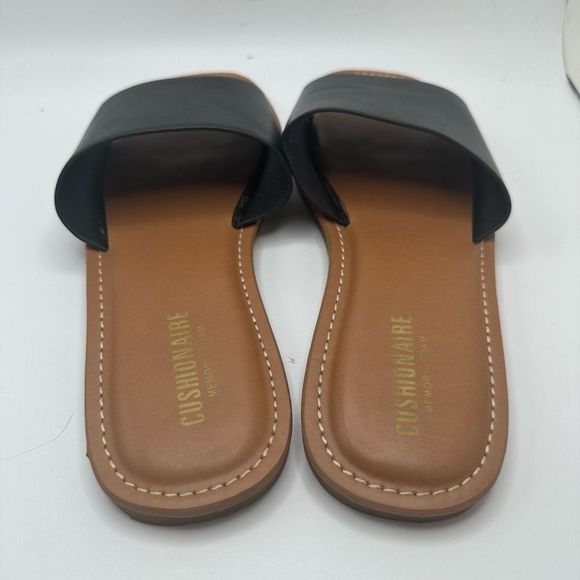 CUSHIONAIRE Women's slide Sandal with Memory Foam 9 WIDE BLACK - Picture 4 of 7